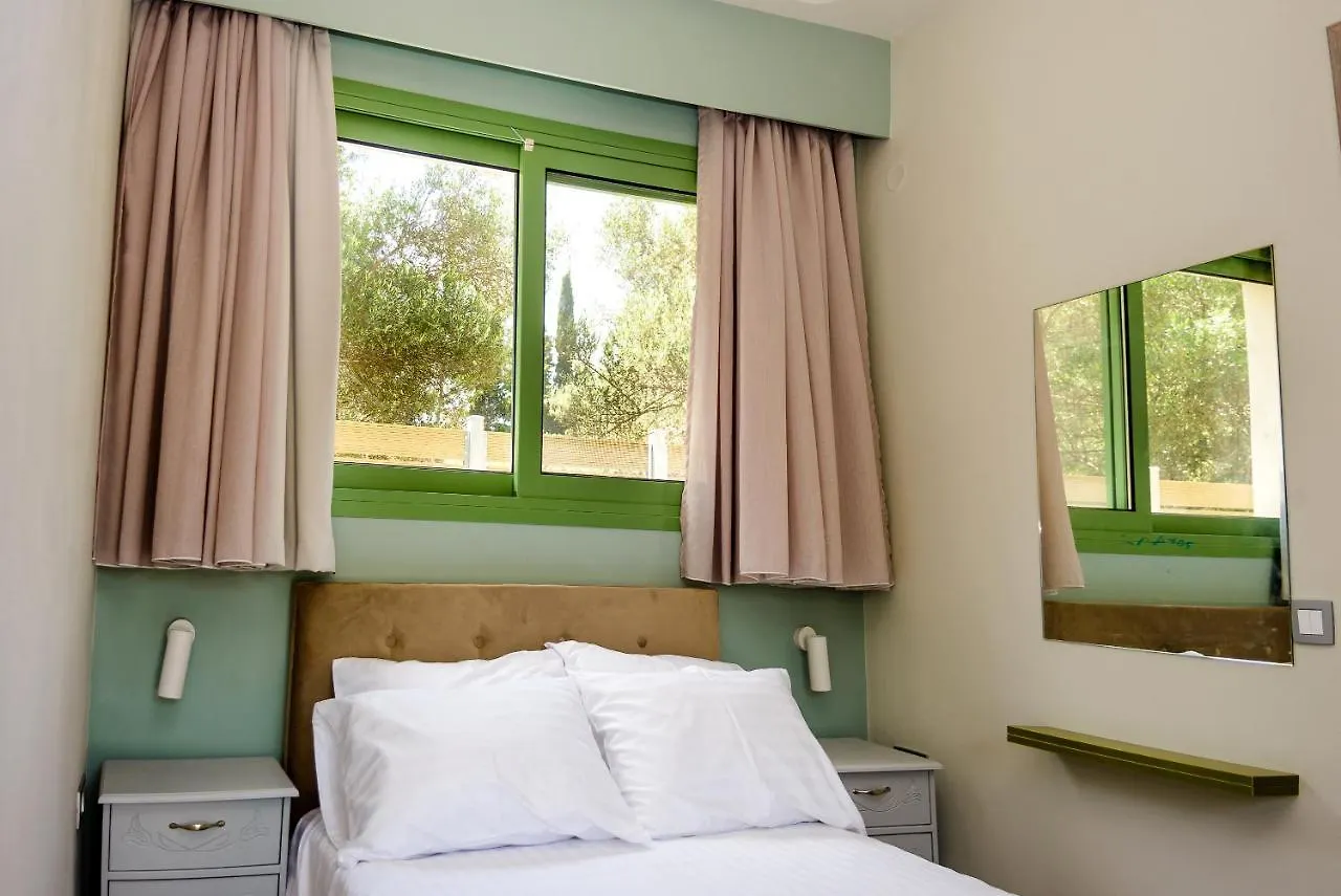Tzogias Apartments Nonna Studio Lassi